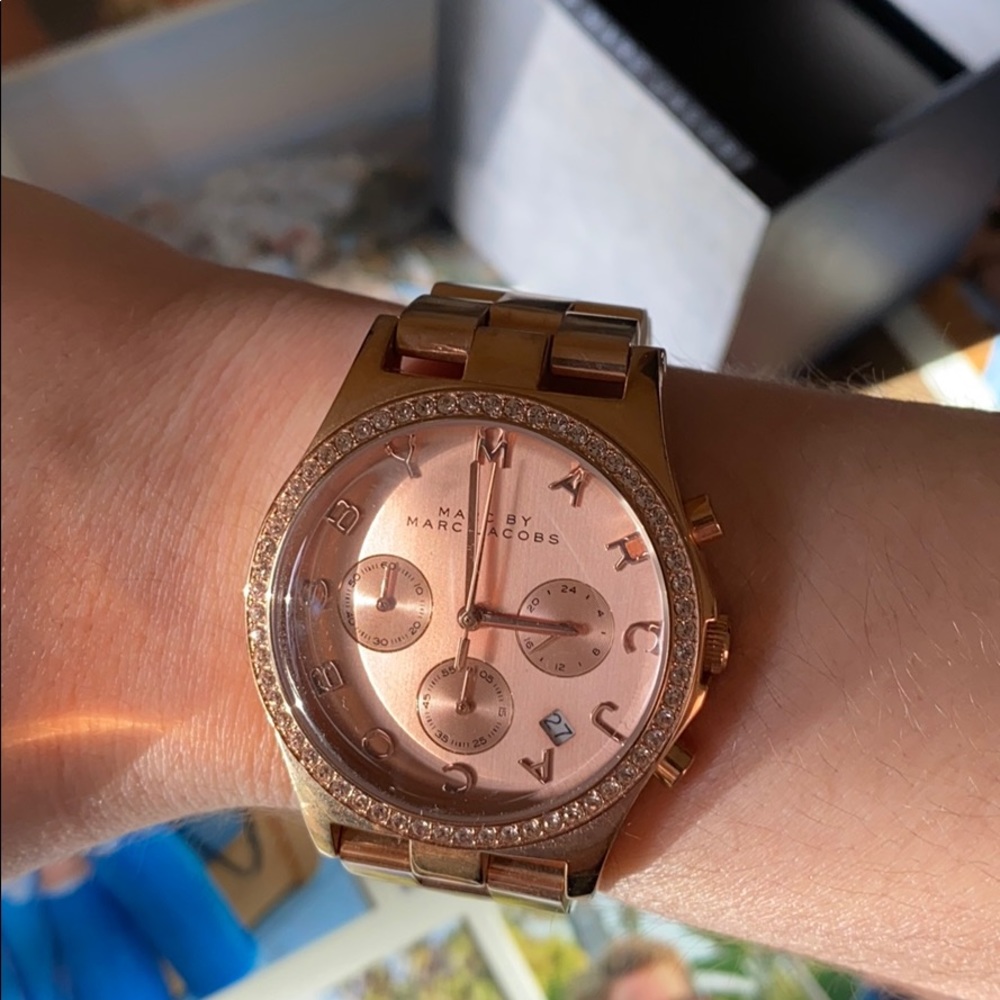 Marc Jacobs Watch - Picture 4 of 6